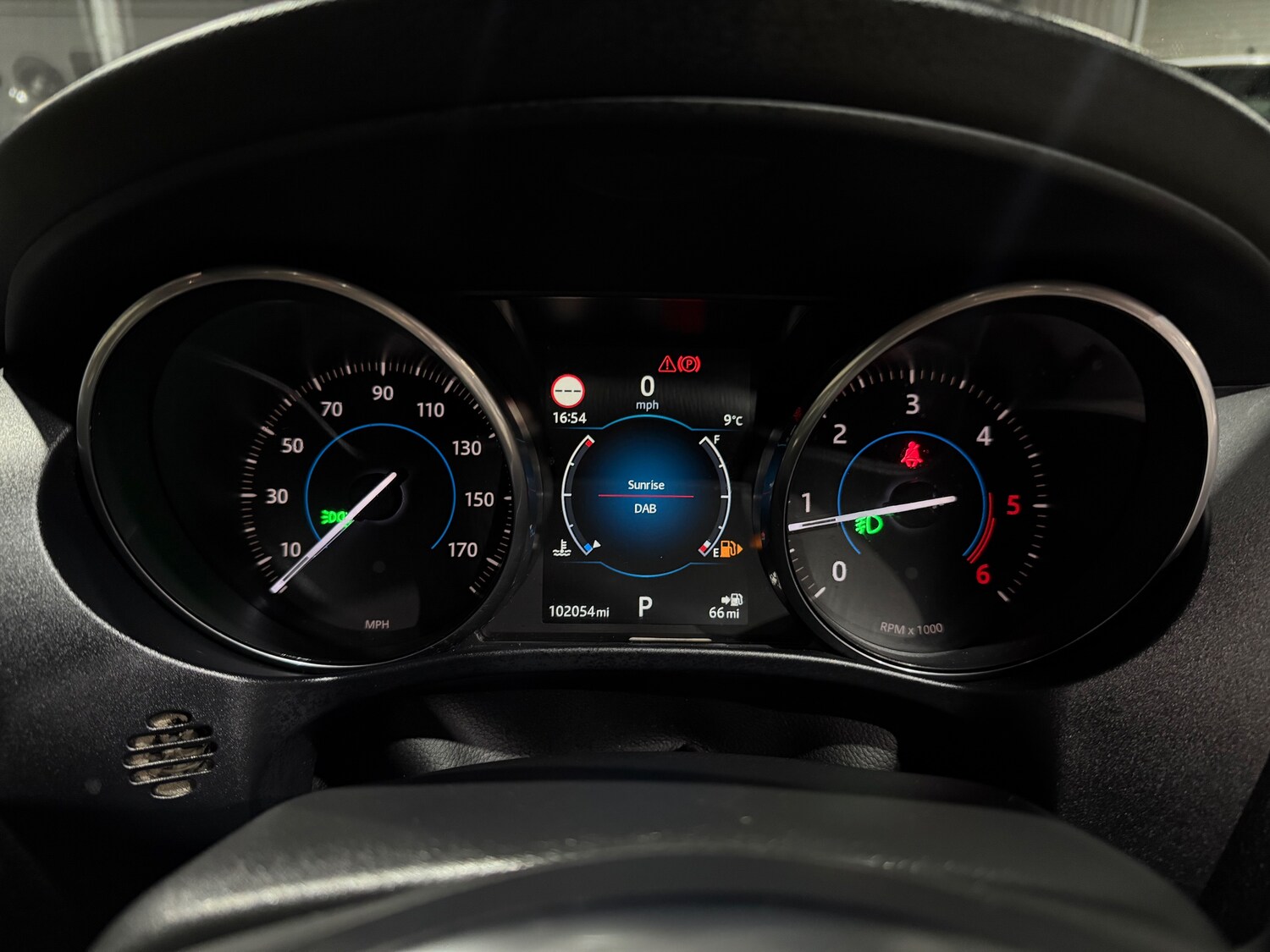 Used Jaguar F-Pace 2016 for sale - 77501923: Photo 32