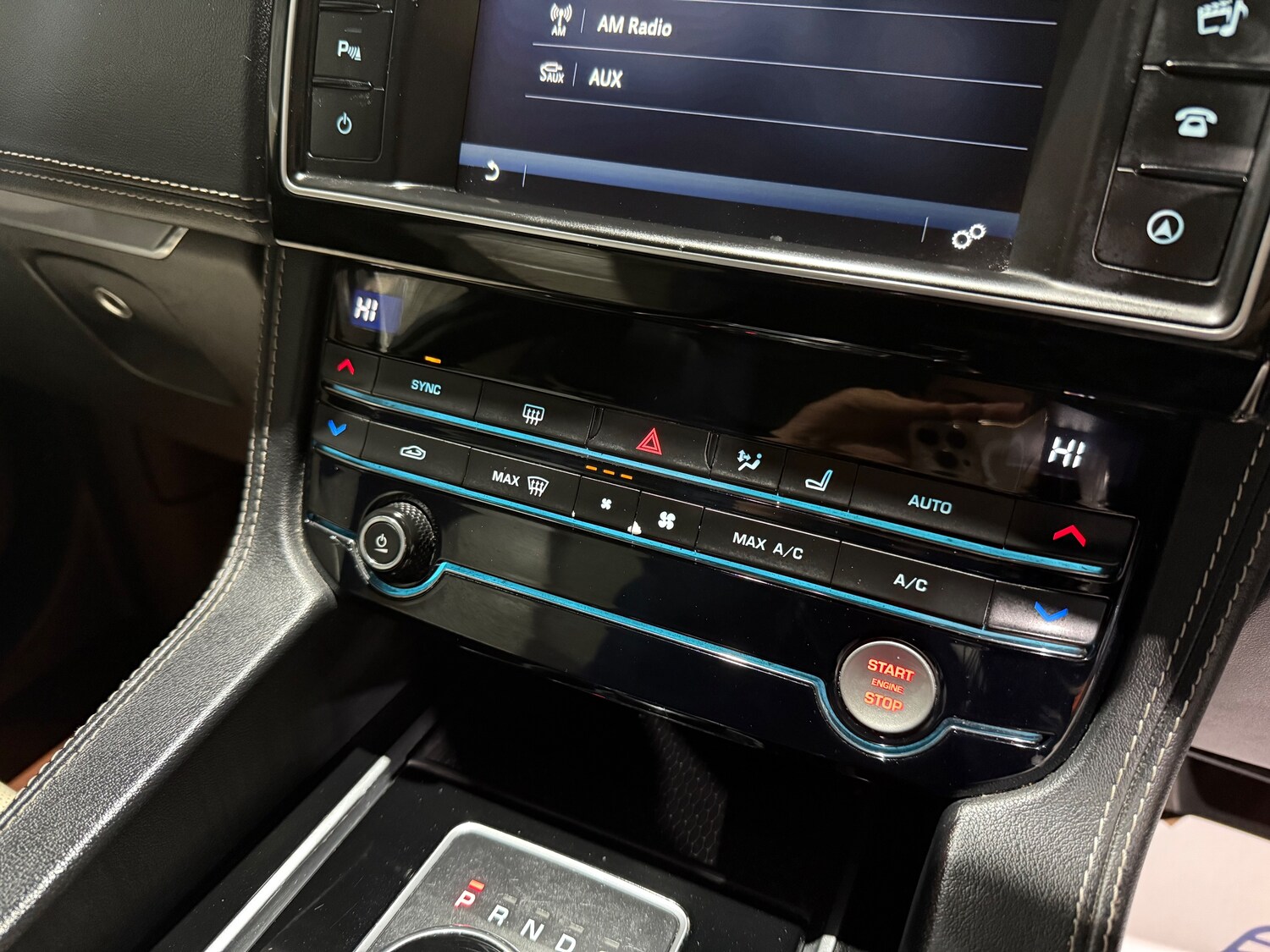 Used Jaguar F-Pace 2016 for sale - 77501923: Photo 38