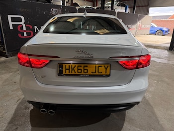 Used Jaguar XF 2017 for sale - 78316339: Photo