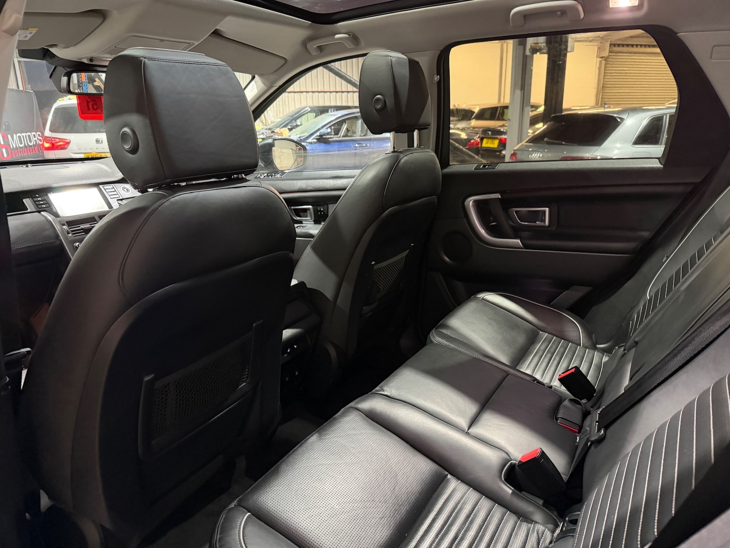 Used Land Rover Discovery Sport 2017 for sale - 77256557: Photo 15