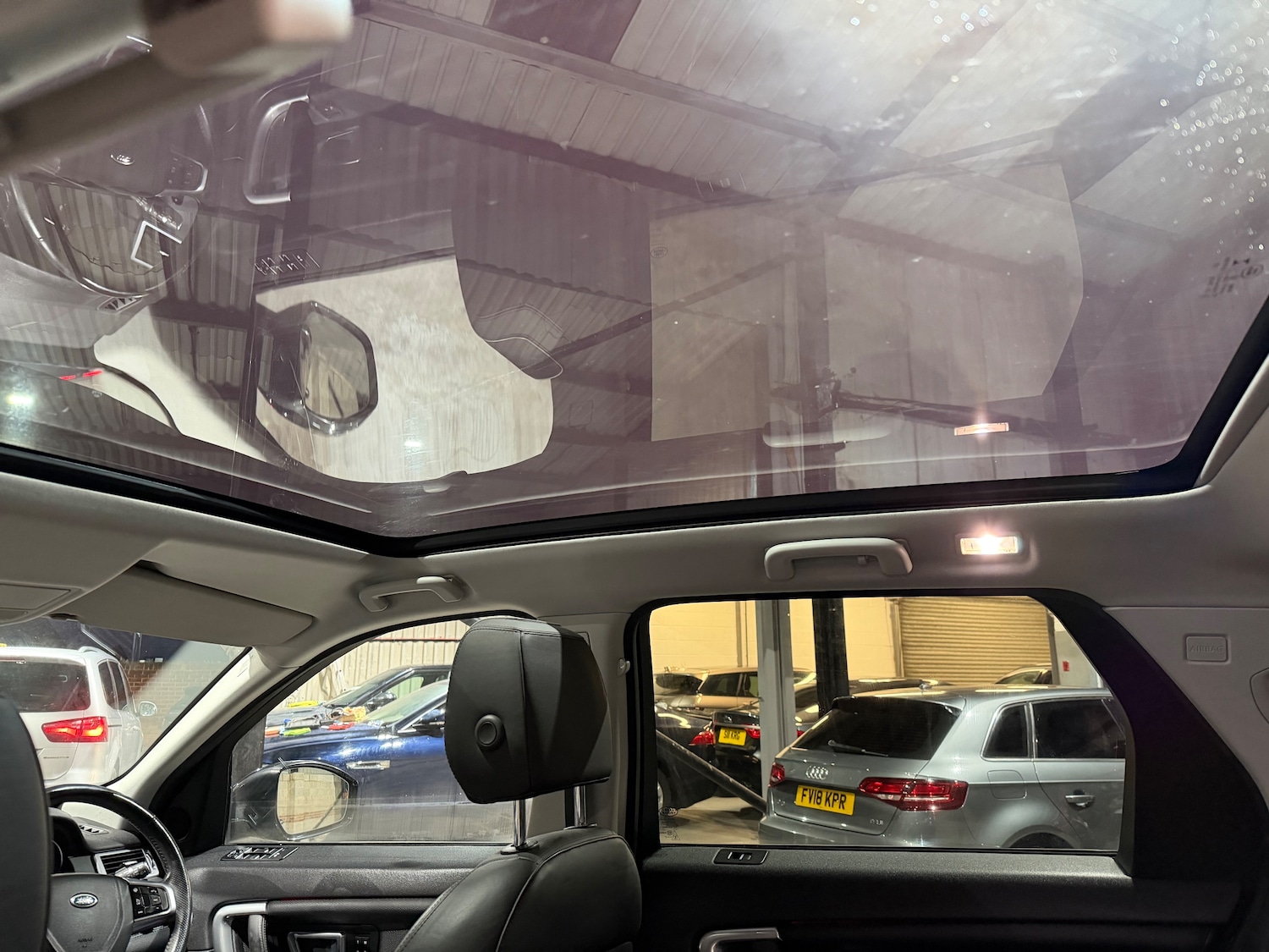 Used Land Rover Discovery Sport 2017 for sale - 77256557: Photo 17