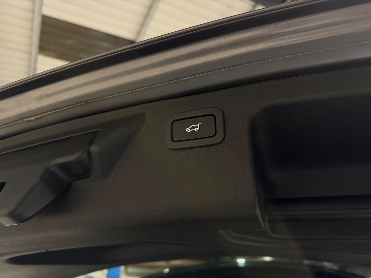 Used Land Rover Discovery Sport 2017 for sale - 77256557: Photo 18