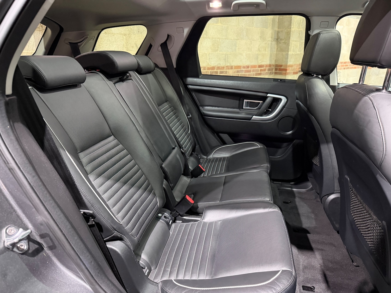 Used Land Rover Discovery Sport 2017 for sale - 77256557: Photo 23