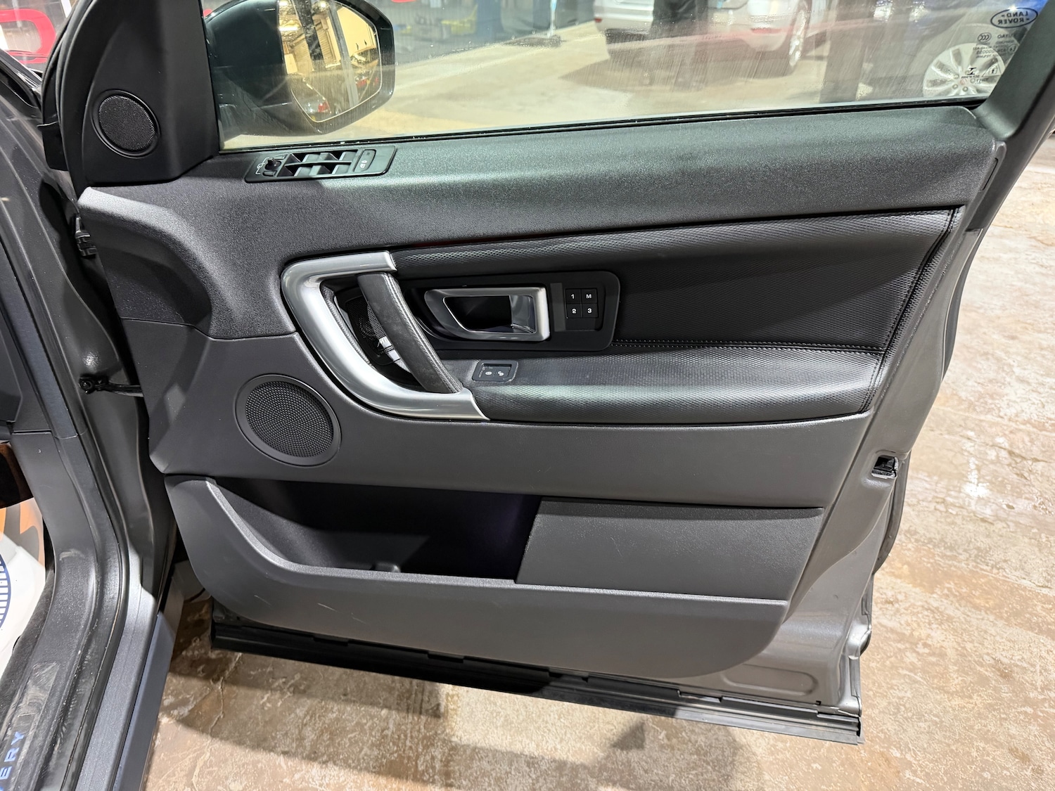 Used Land Rover Discovery Sport 2017 for sale - 77256557: Photo 26