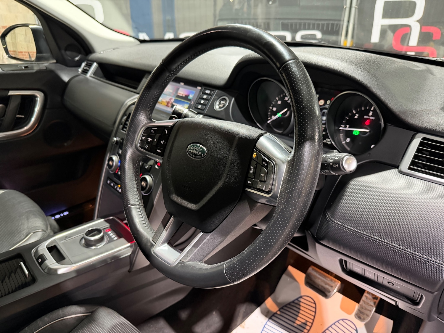 Used Land Rover Discovery Sport 2017 for sale - 77256557: Photo 29