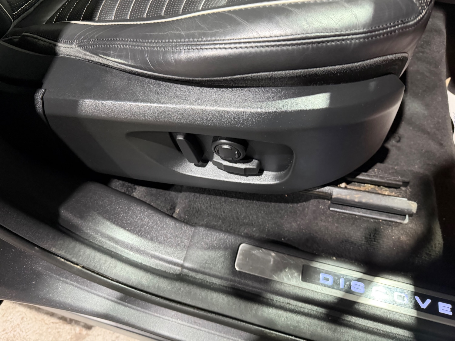 Used Land Rover Discovery Sport 2017 for sale - 77256557: Photo 32