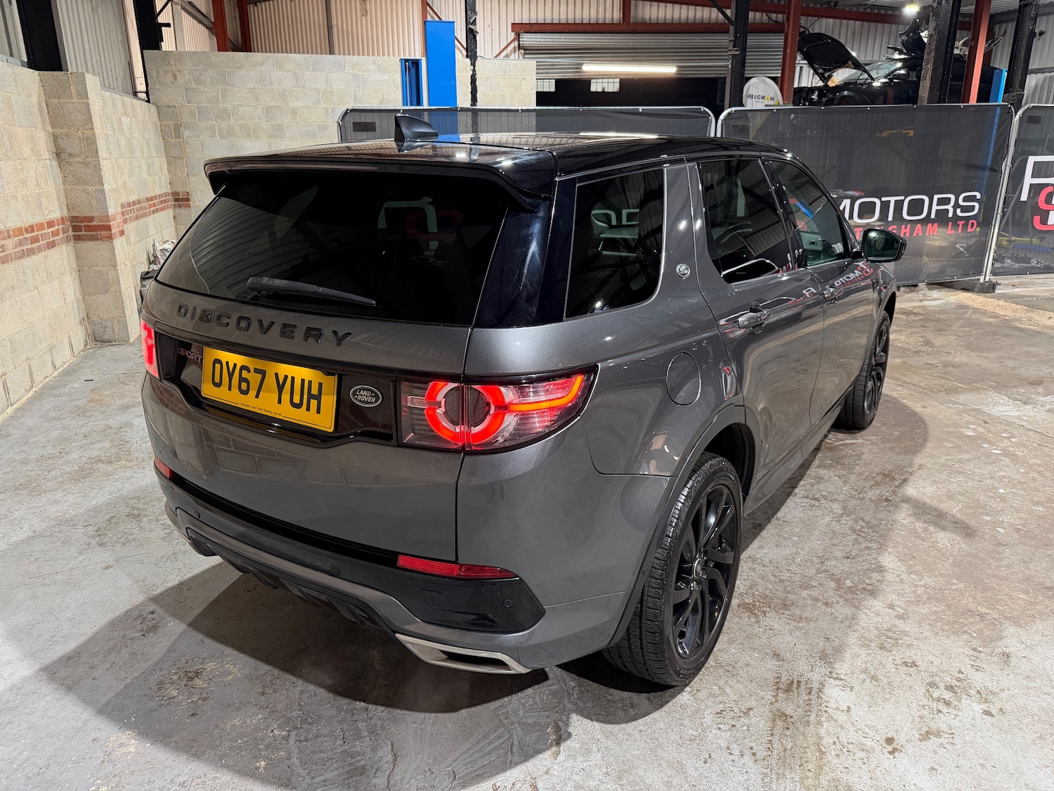 Used Land Rover Discovery Sport 2017 for sale - 77256557: Photo 51