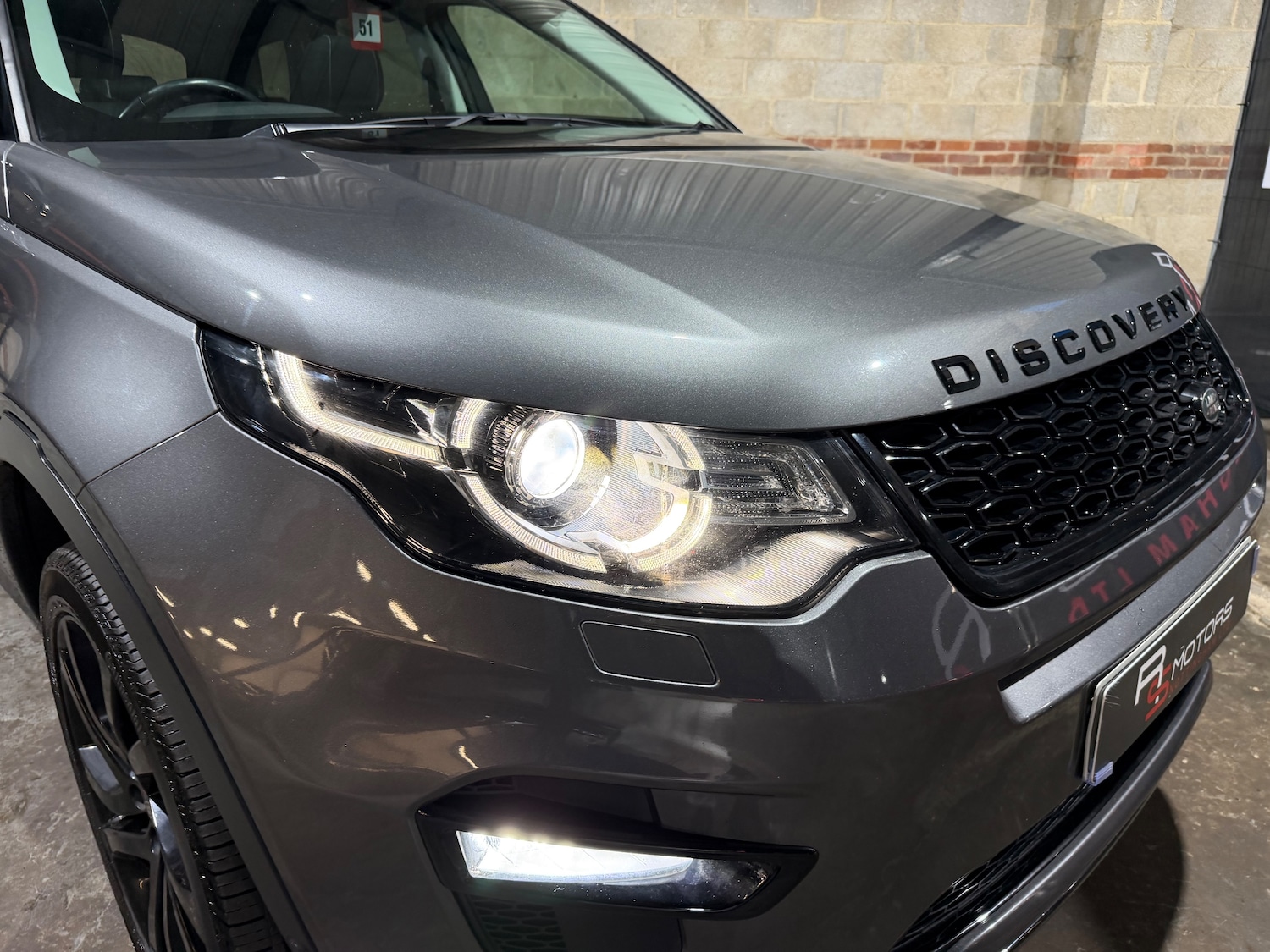 Used Land Rover Discovery Sport 2017 for sale - 77256557: Photo 57