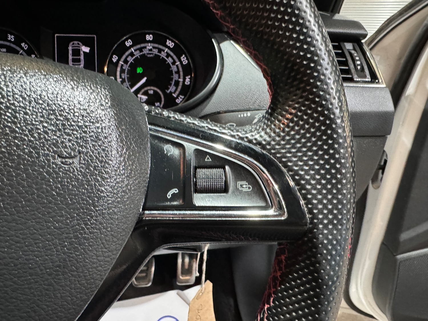 Used Skoda Octavia 2015 for sale - 77341098: Photo 32