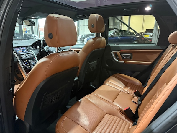 Used Land Rover Discovery Sport 2017 for sale - 76299838: Photo 15