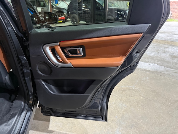 Used Land Rover Discovery Sport 2017 for sale - 76299838: Photo 23