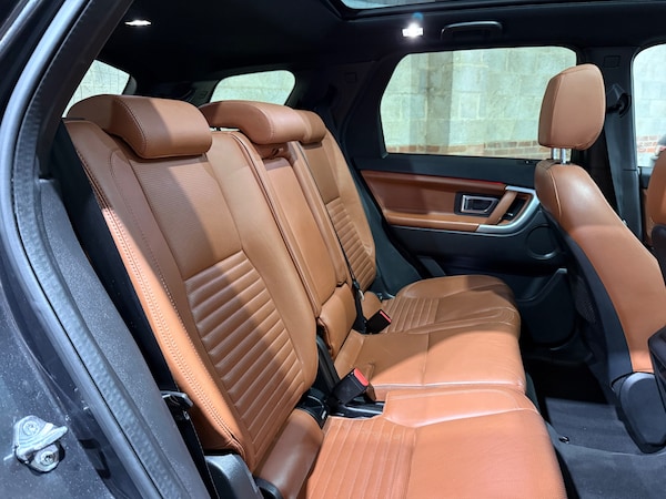 Used Land Rover Discovery Sport 2017 for sale - 76299838: Photo 25