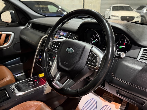 Used Land Rover Discovery Sport 2017 for sale - 76299838: Photo 29