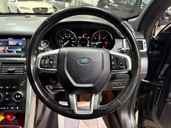 Used Land Rover Discovery Sport 2017 for sale - 76299838: Photo 34