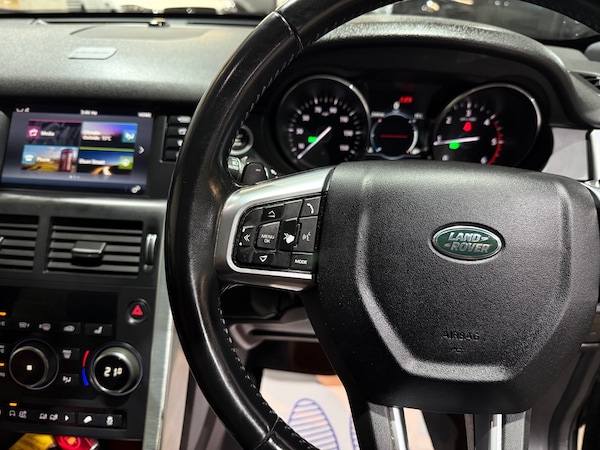 Used Land Rover Discovery Sport 2017 for sale - 76299838: Photo 35