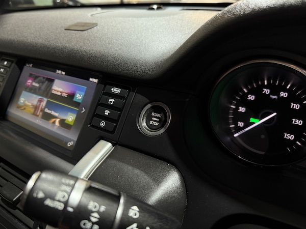 Used Land Rover Discovery Sport 2017 for sale - 76299838: Photo 38