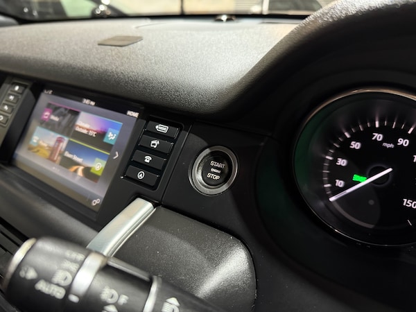 Used Land Rover Discovery Sport 2017 for sale - 76299838: Photo 41