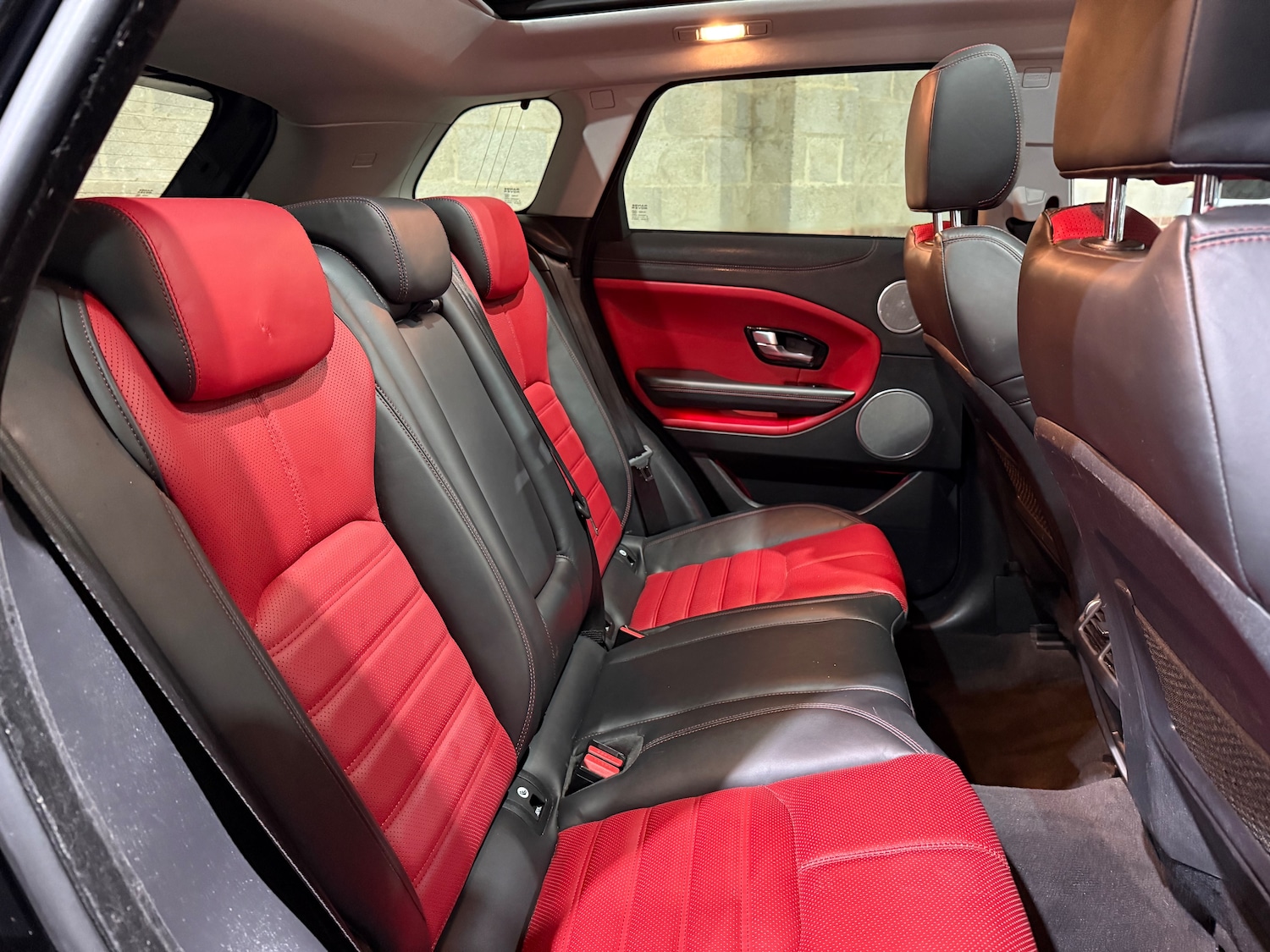 Used Land Rover Range Rover Evoque 2018 for sale - 76693541: Photo 22