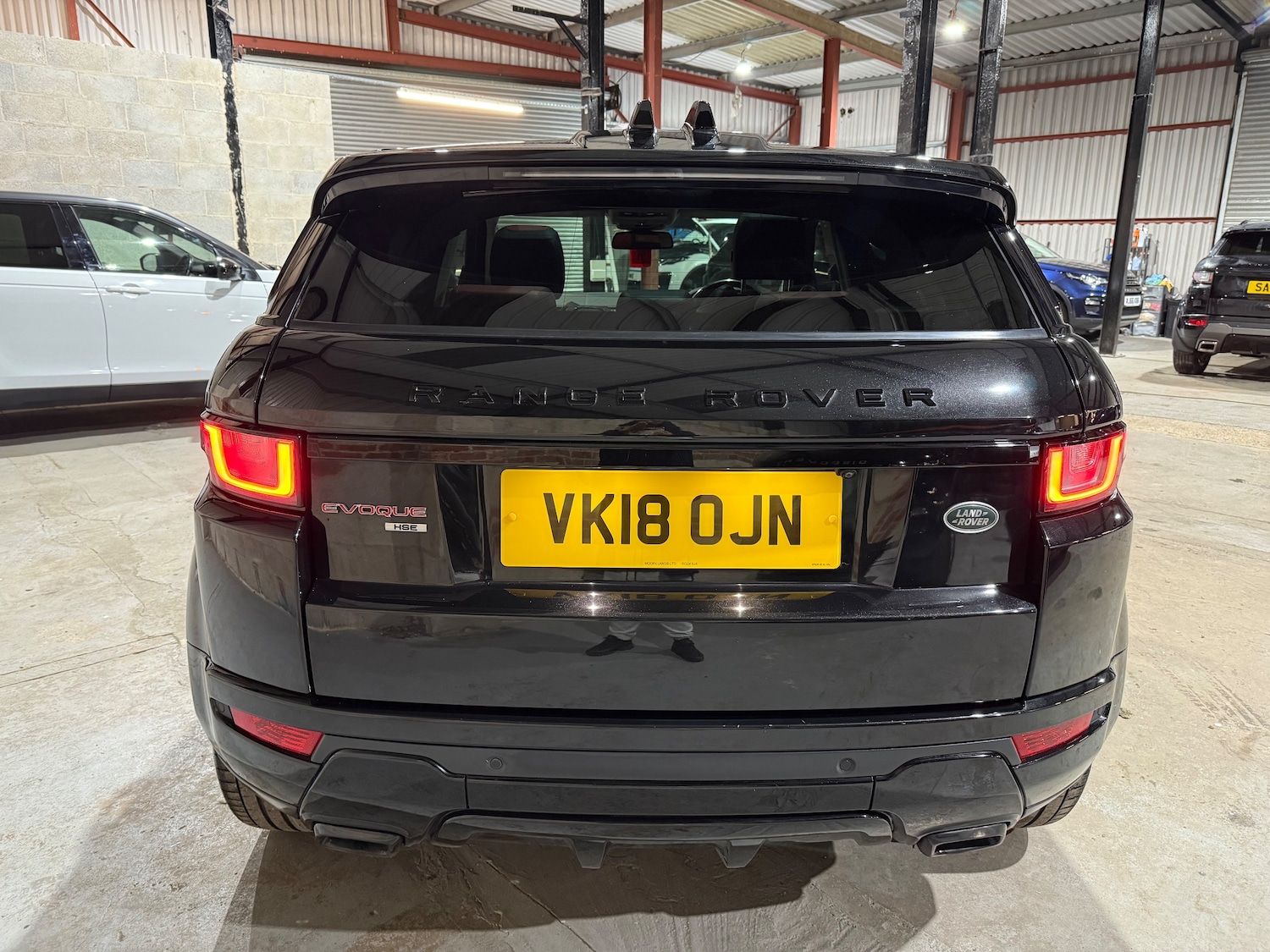 Used Land Rover Range Rover Evoque 2018 for sale - 76693541: Photo 4