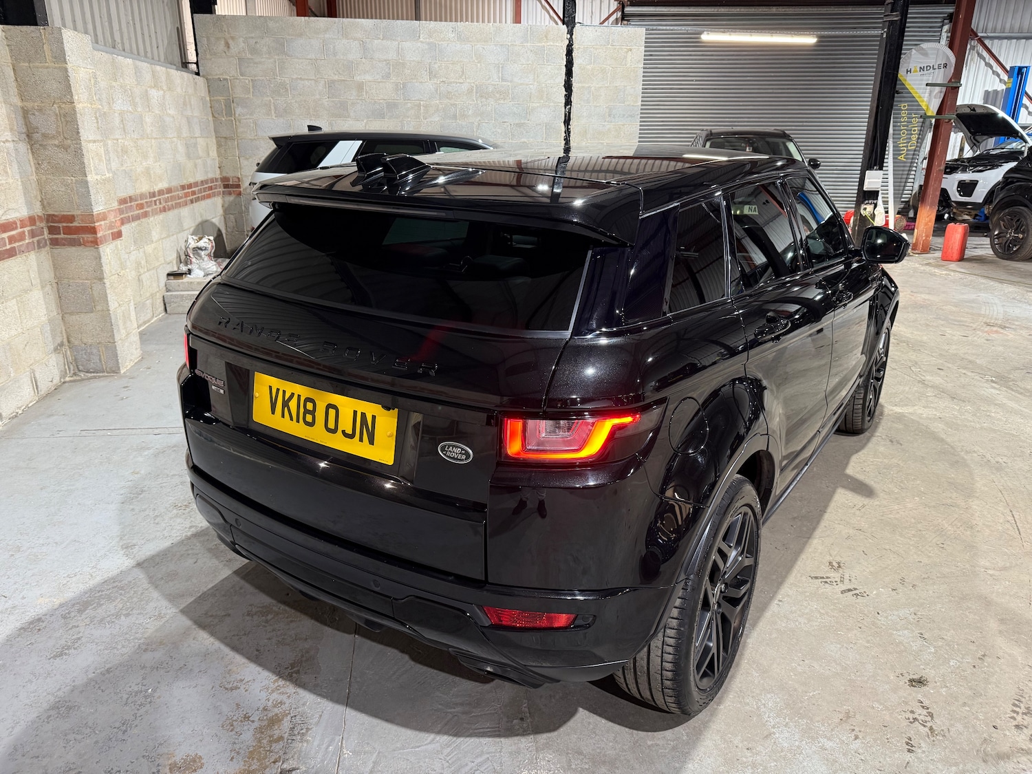 Used Land Rover Range Rover Evoque 2018 for sale - 76693541: Photo 45