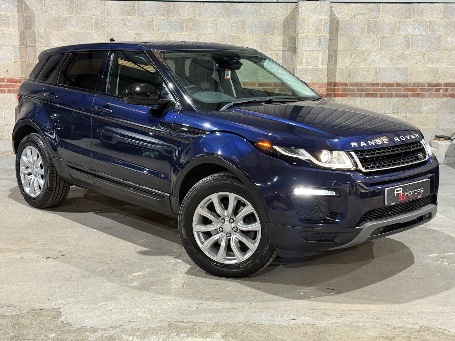 Used Land Rover Range Rover Evoque 2016 for sale - 76420239: Photo 1