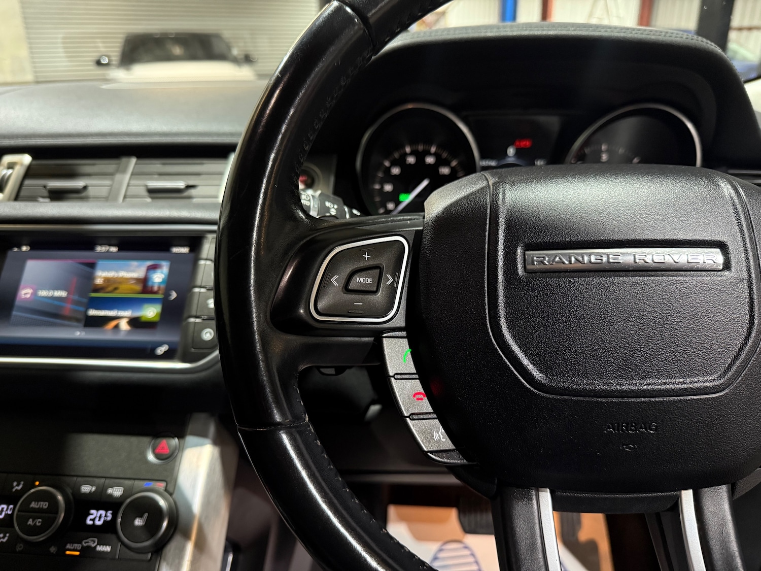 Used Land Rover Range Rover Evoque 2016 for sale - 76420239: Photo 29