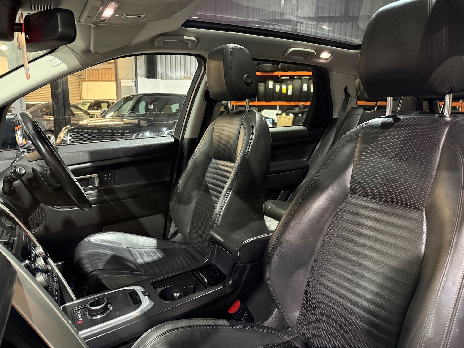 Used Land Rover Discovery Sport 2017 for sale - 77256546: Photo 11