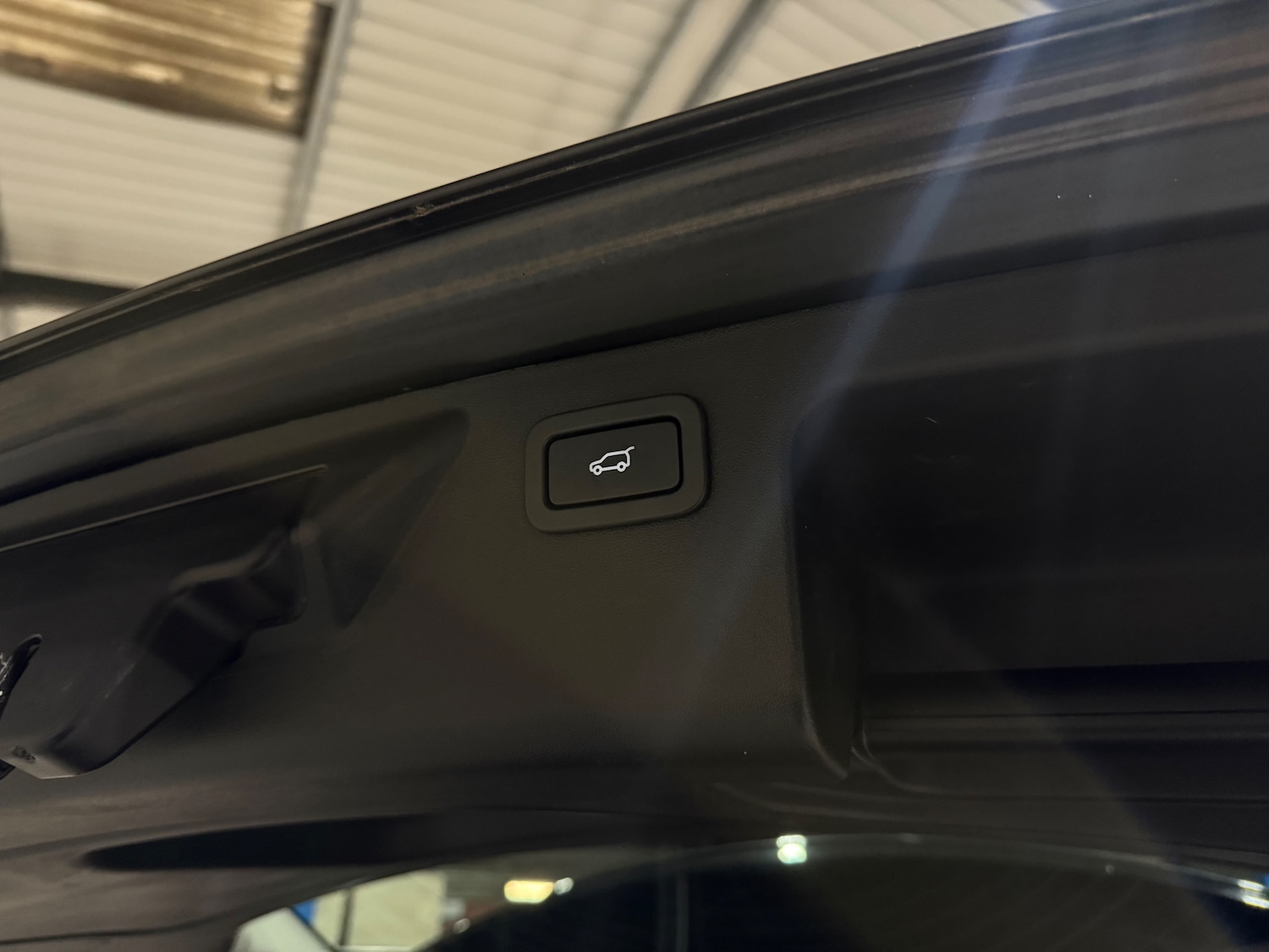 Used Land Rover Discovery Sport 2017 for sale - 77256546: Photo 20