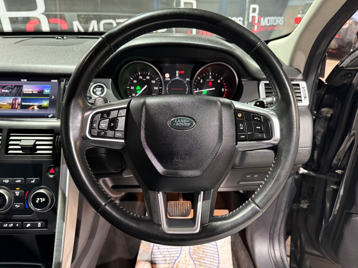 Used Land Rover Discovery Sport 2017 for sale - 77256546: Photo 34