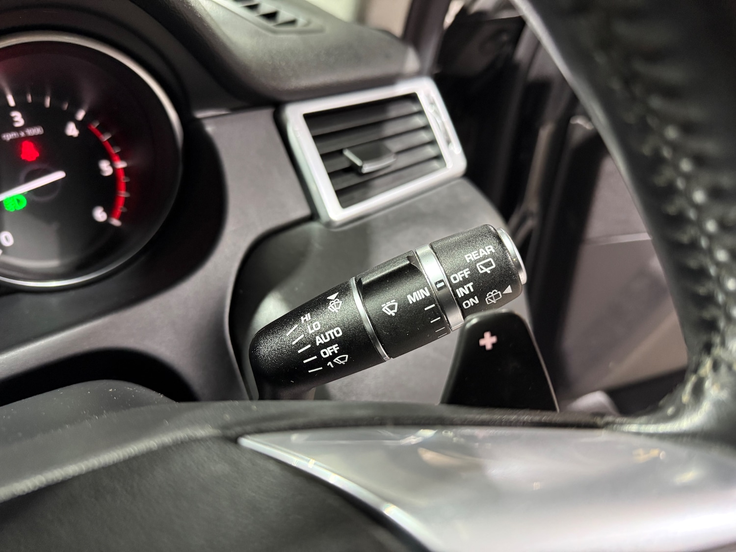 Used Land Rover Discovery Sport 2017 for sale - 77256546: Photo 39