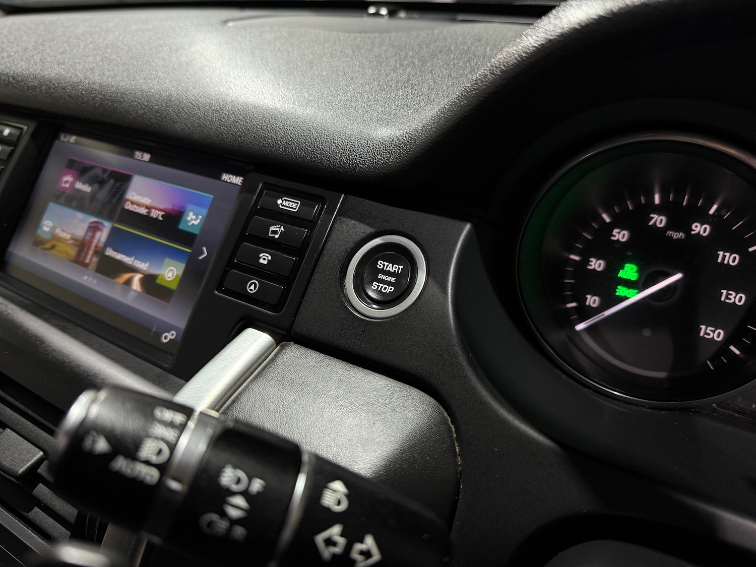 Used Land Rover Discovery Sport 2017 for sale - 77256546: Photo 41