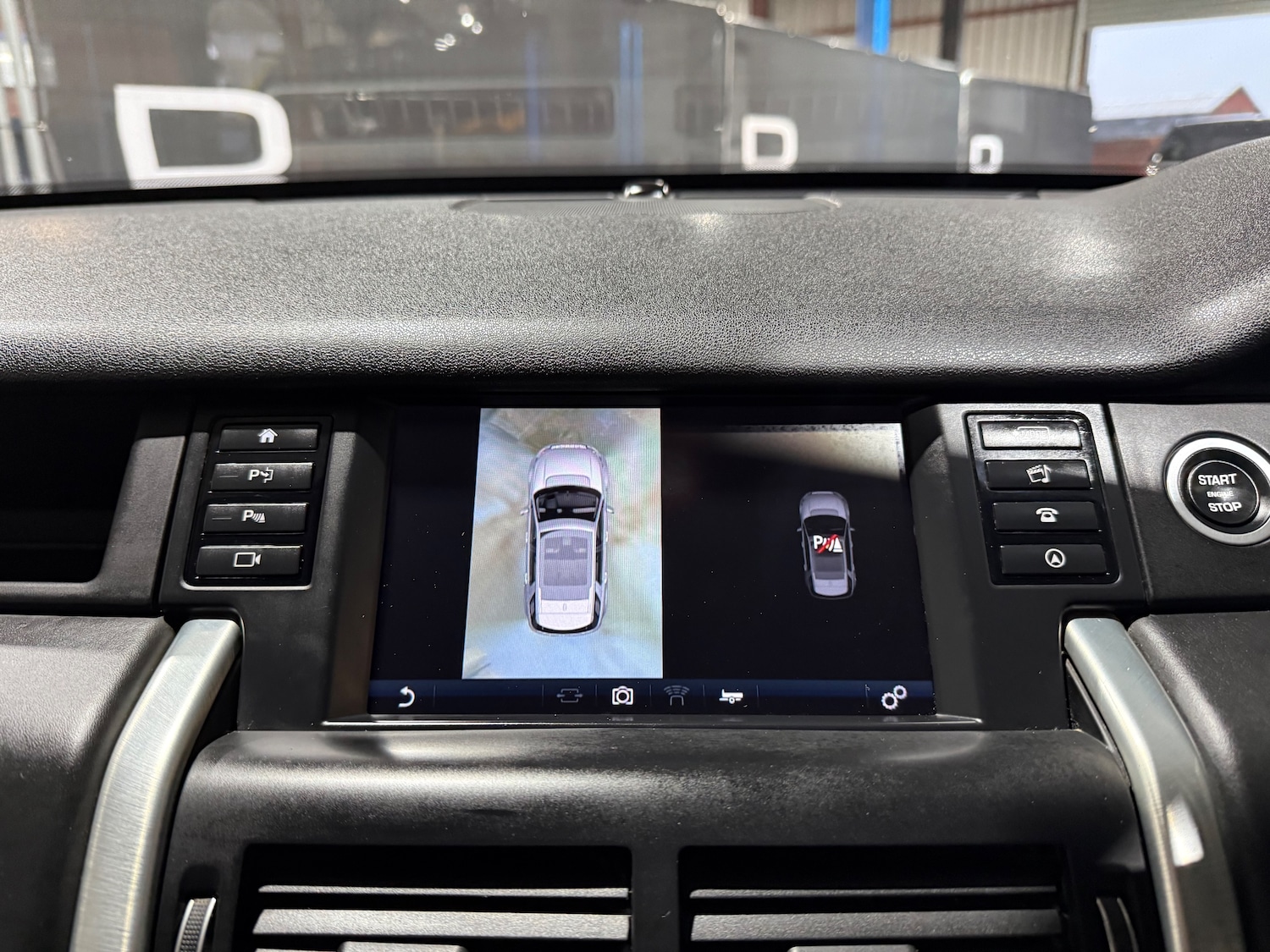 Used Land Rover Discovery Sport 2017 for sale - 77256546: Photo 44