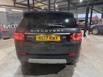 Used Land Rover Discovery Sport 2017 for sale - 77256546: Photo