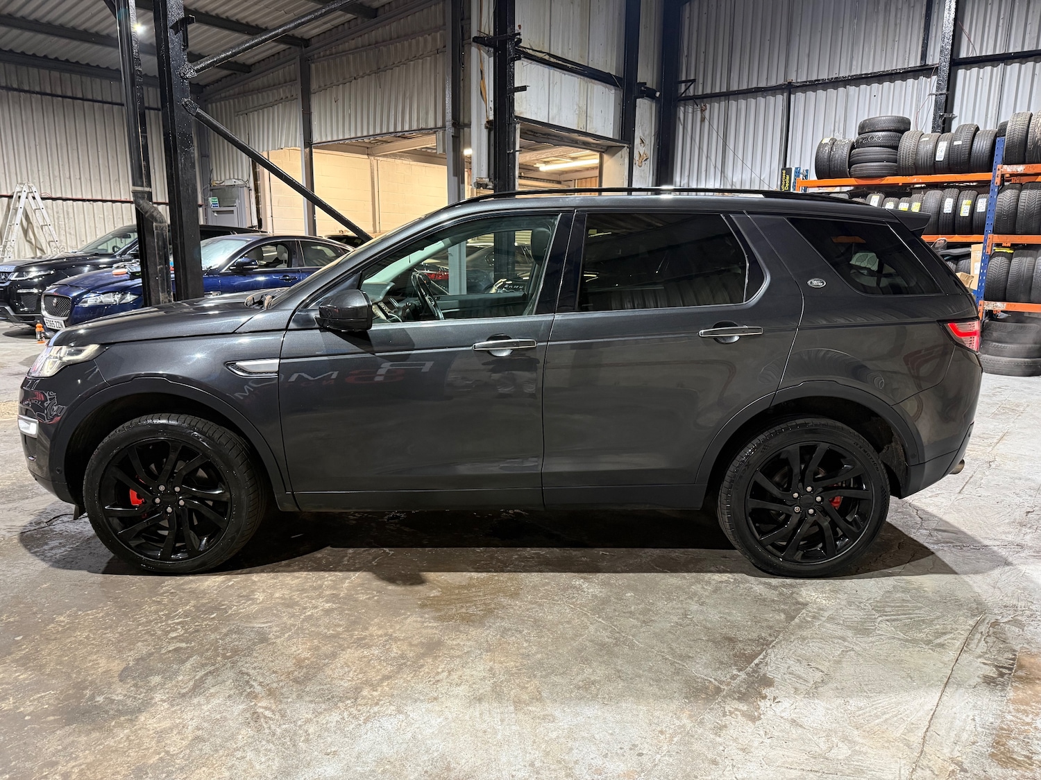 Used Land Rover Discovery Sport 2017 for sale - 77256546: Photo 5