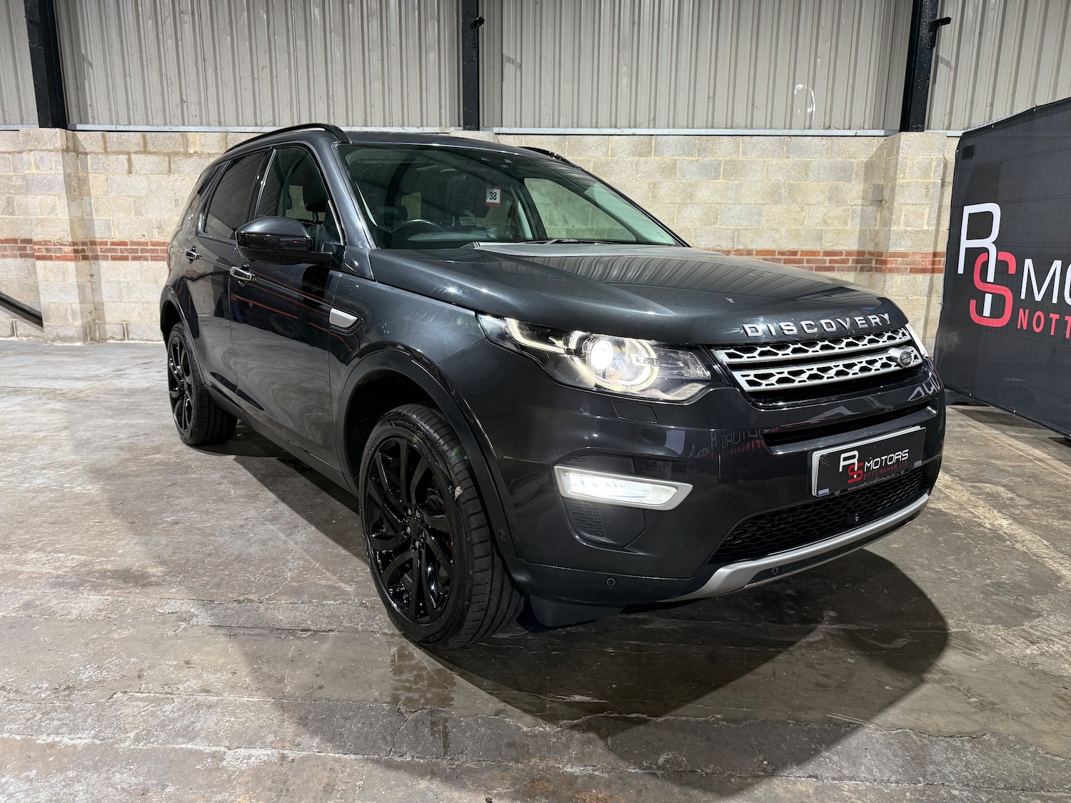 Used Land Rover Discovery Sport 2017 for sale - 77256546: Photo 57