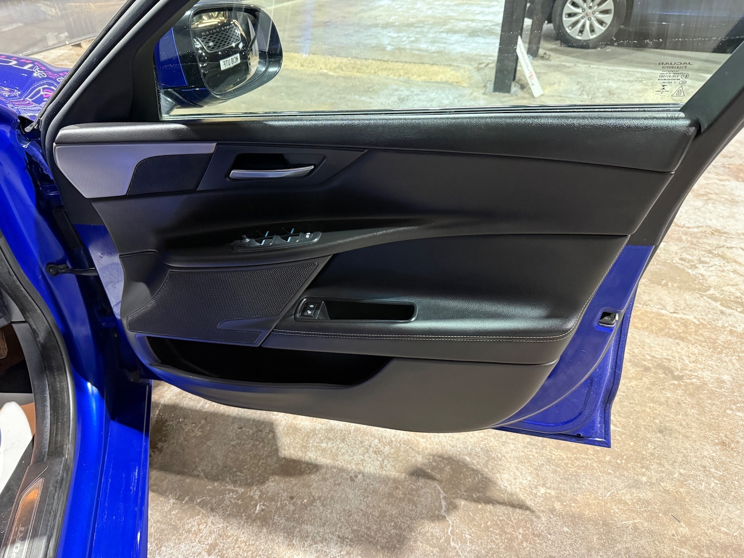 Used Jaguar XE 2017 for sale - 77648248: Photo 20