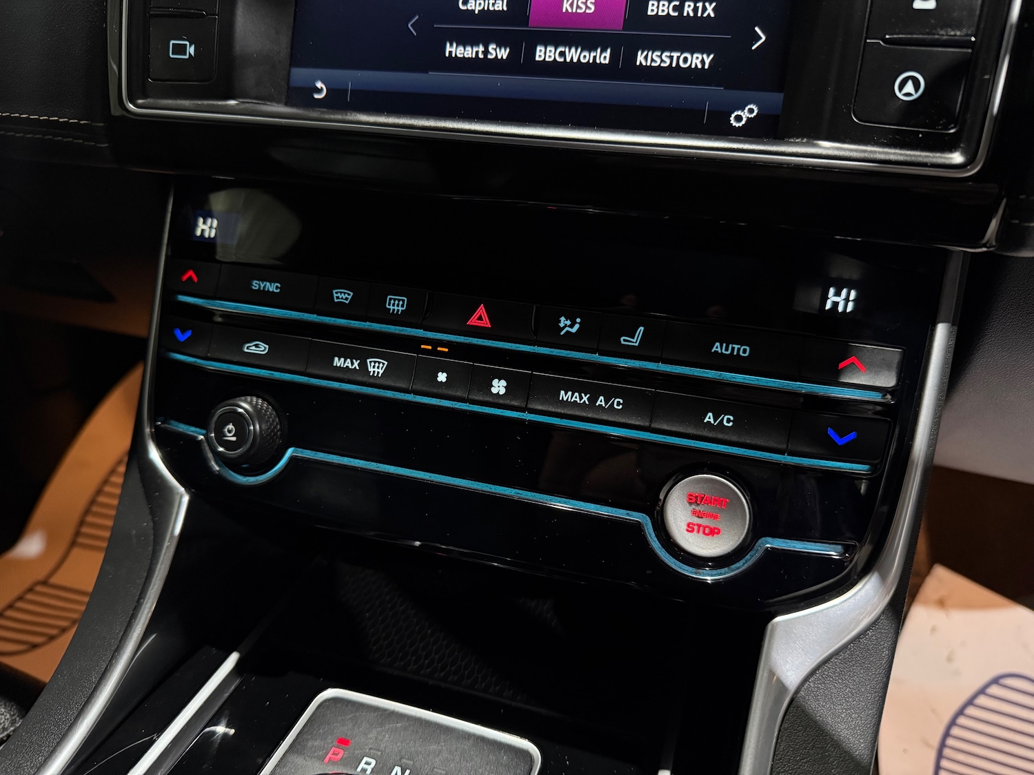 Used Jaguar XE 2017 for sale - 77648248: Photo 38