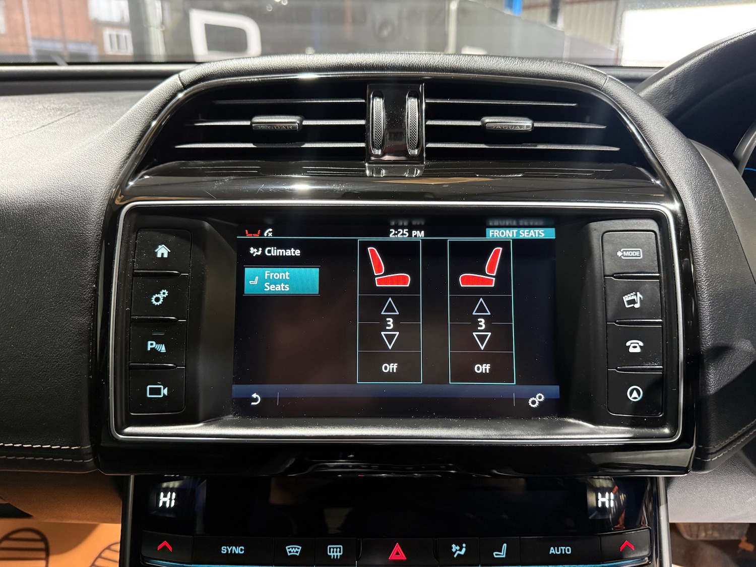 Used Jaguar XE 2017 for sale - 77648248: Photo 42