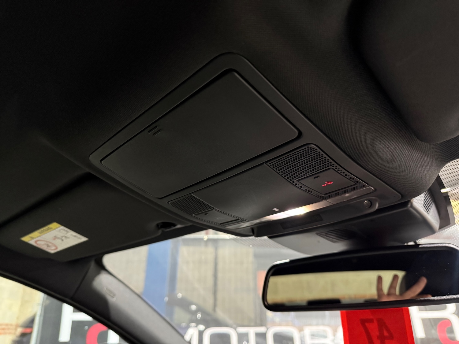 Used Jaguar XE 2017 for sale - 77648248: Photo 43