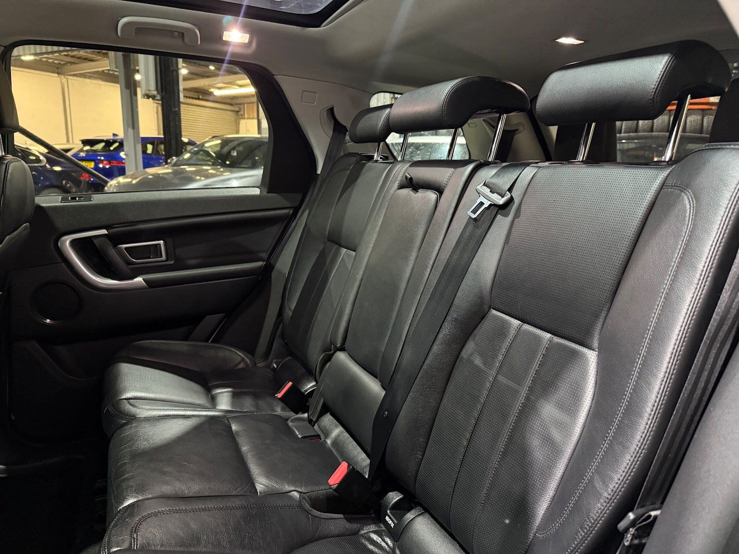 Used Land Rover Discovery Sport 2016 for sale - 76420240: Photo 15