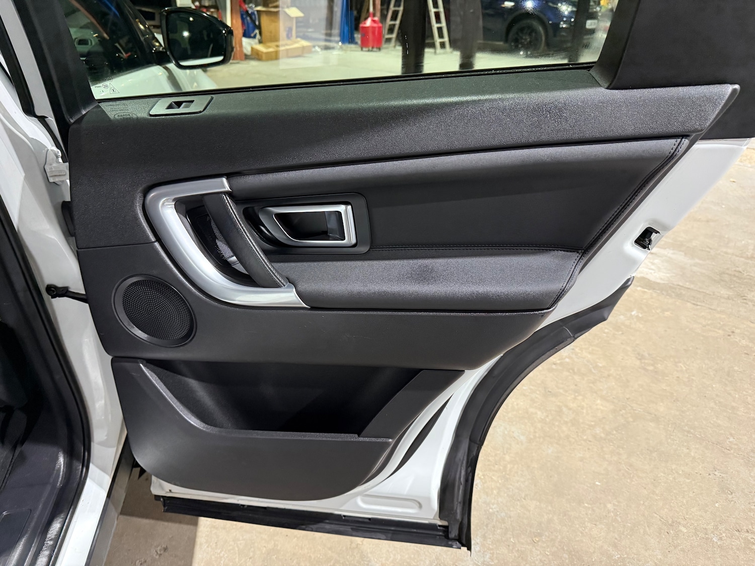 Used Land Rover Discovery Sport 2016 for sale - 76420240: Photo 20