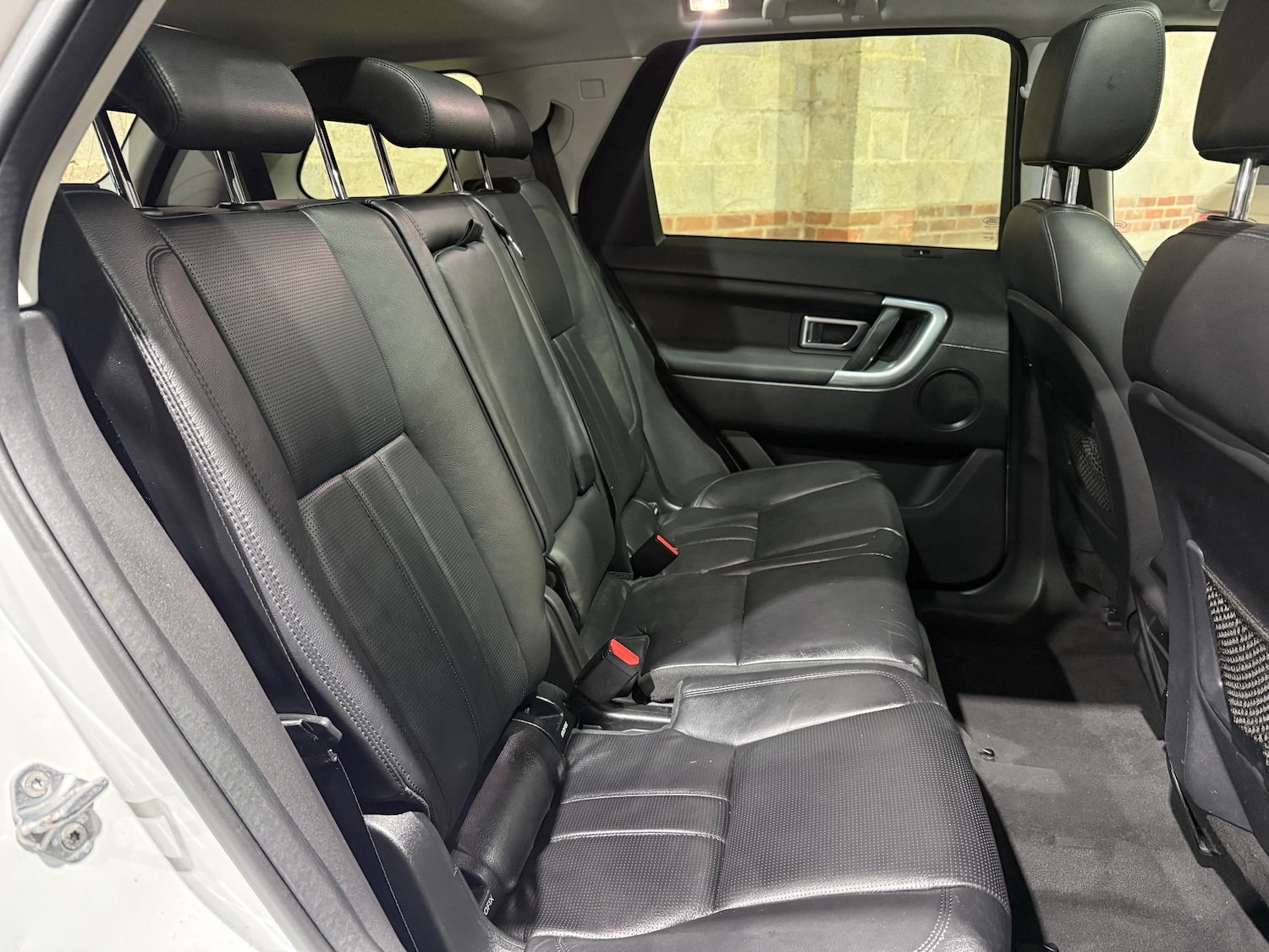 Used Land Rover Discovery Sport 2016 for sale - 76420240: Photo 22