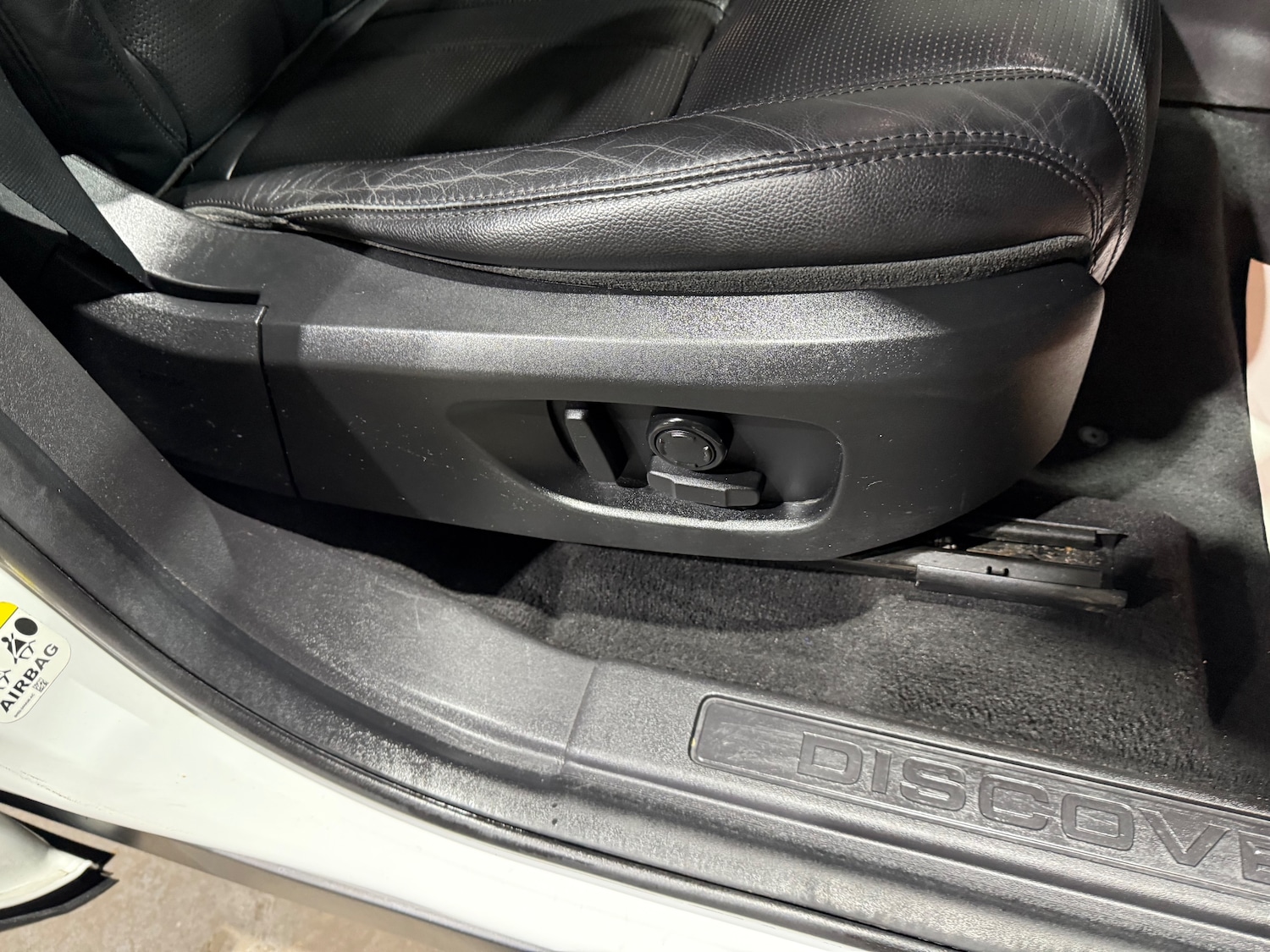 Used Land Rover Discovery Sport 2016 for sale - 76420240: Photo 28