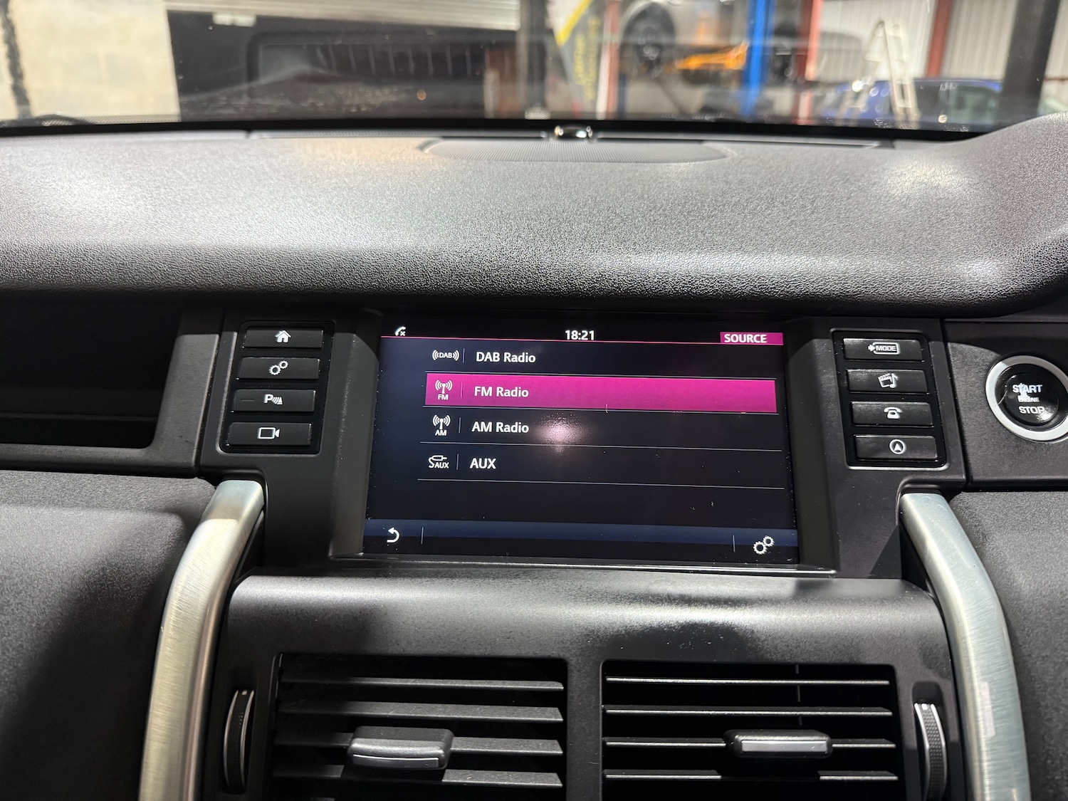 Used Land Rover Discovery Sport 2016 for sale - 76420240: Photo 39