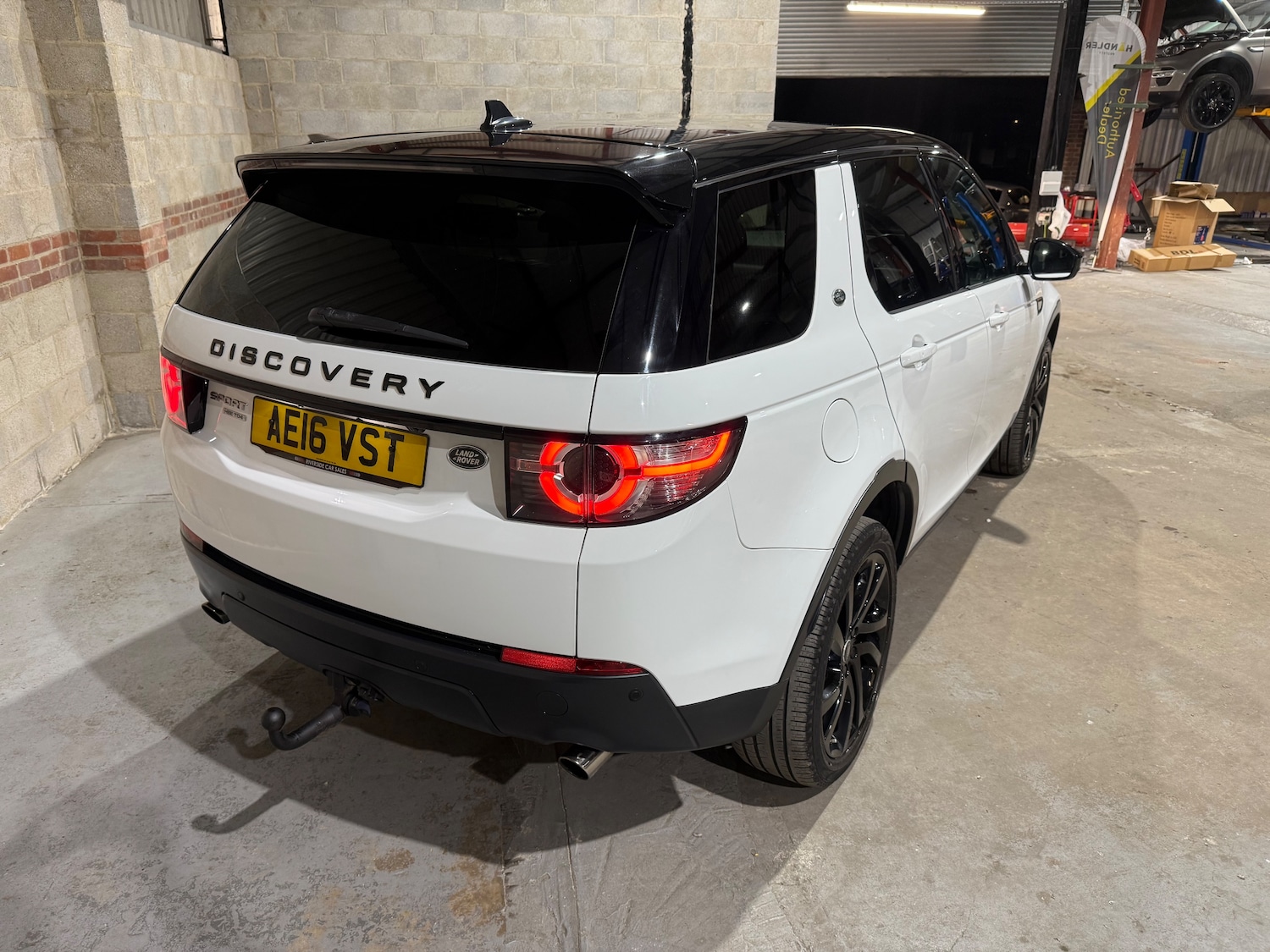 Used Land Rover Discovery Sport 2016 for sale - 76420240: Photo 44