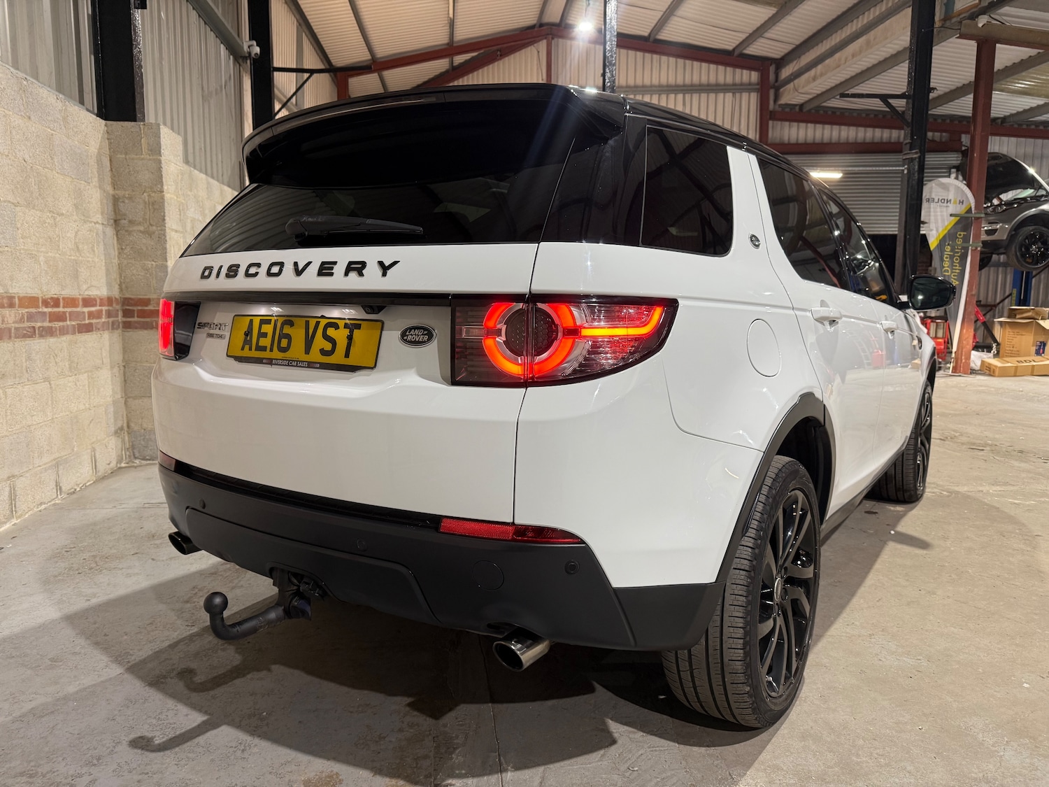 Used Land Rover Discovery Sport 2016 for sale - 76420240: Photo 45