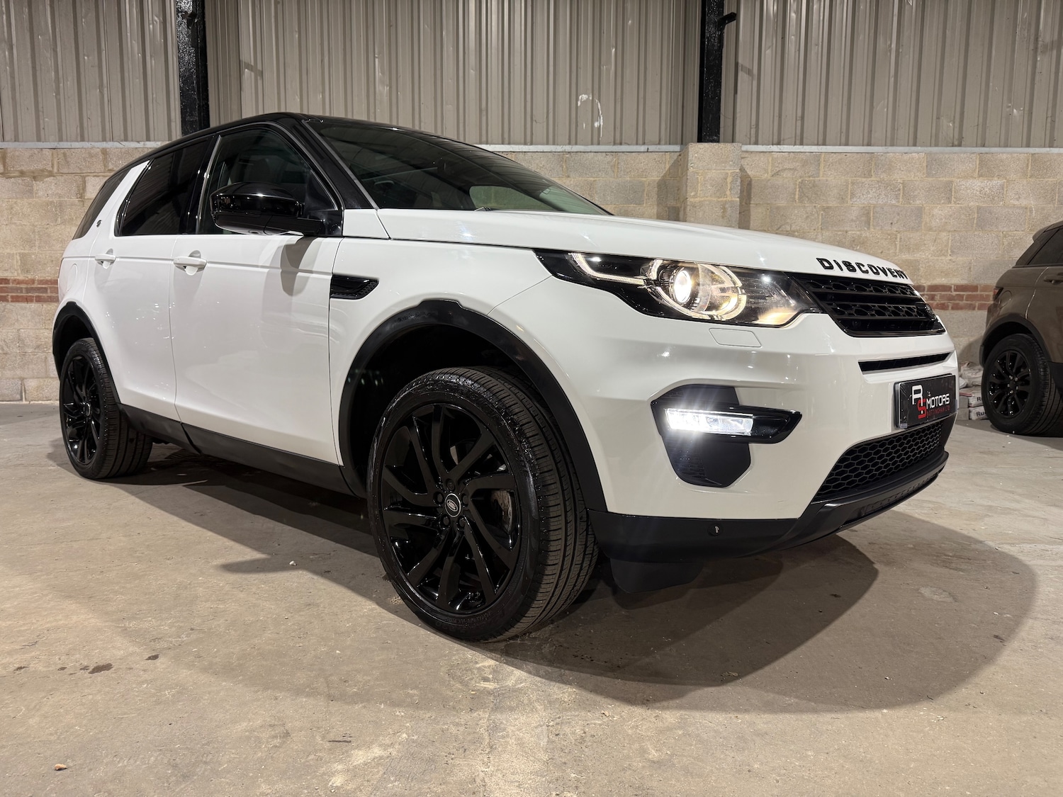 Used Land Rover Discovery Sport 2016 for sale - 76420240: Photo 49