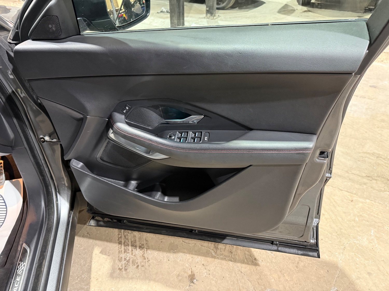 Used Jaguar E-Pace 2019 for sale - 77080120: Photo 23