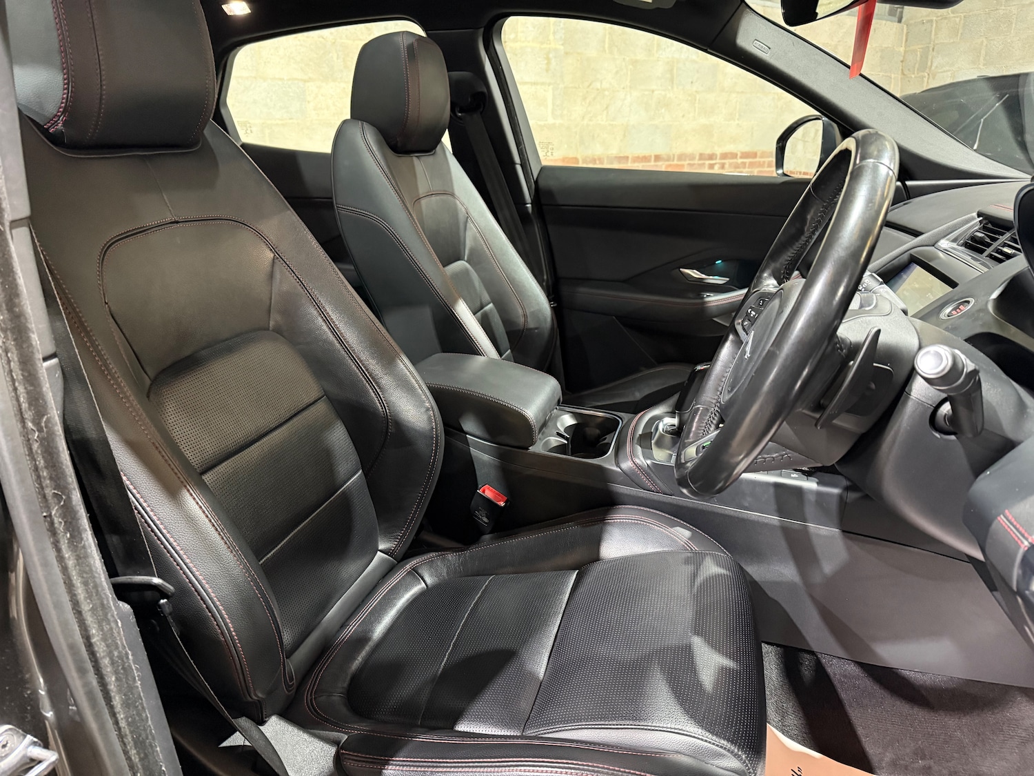 Used Jaguar E-Pace 2019 for sale - 77080120: Photo 27