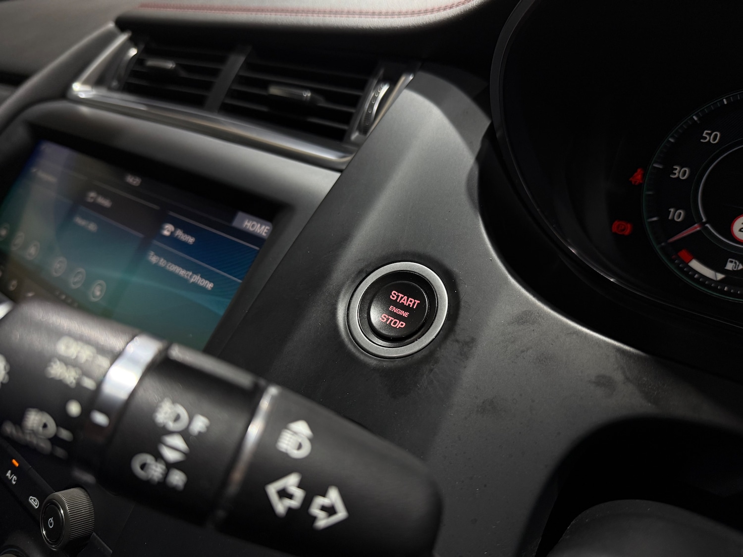 Used Jaguar E-Pace 2019 for sale - 77080120: Photo 37